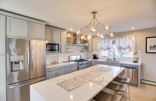 Narragansett Casa | Pet-Friendly Narragansett Home with Deck and Gas Grill