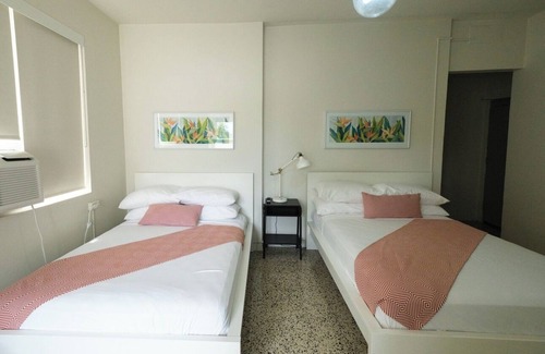 Miramar Apartamento | Pet Friendly | Near The Beach | Free Parking | Air Conditioner