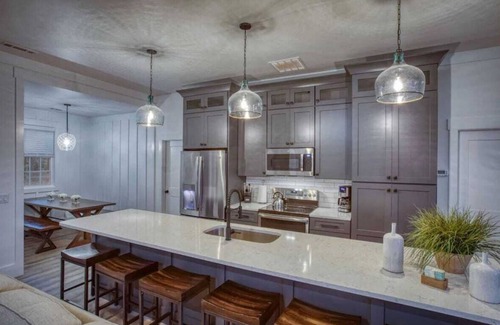 Melrose on the Beach Casa | Sweetgum Cottage: Oceanfront Elegance