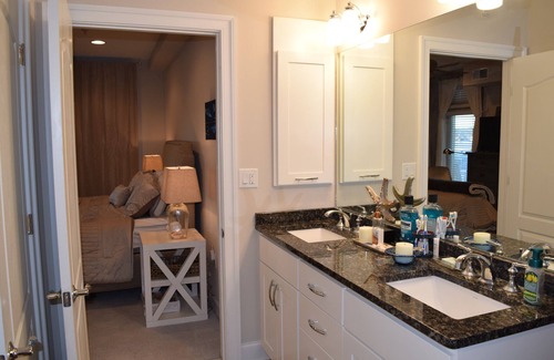 Dewey Beach Condominio | APARTAMENTO EN LA PLAYA DE DEWEY EN EL CENTRO AMIGOS DE MASCOTAS CONDOMINIO DE LUJO 2BR 2BA CON VISTAS AL OCÉANO Y LA BAHÍA