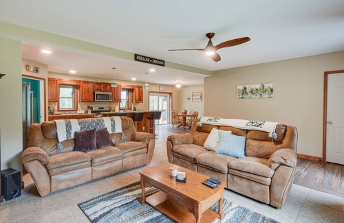 Bloomfield Township Casa | Pet-Friendly Pennsylvania Home - Pond, Deck & Bar!