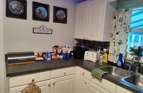 Dade City Casa | Pet-Friendly Poolside Escape