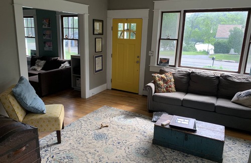 North Branford Casa | Pet Friendly Private Room with large fenced in yard.