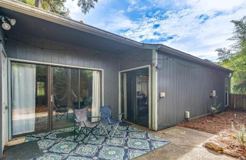 Southwest Raleigh Casa | Pet-Friendly Raleigh Townhome Near Medical Centers
