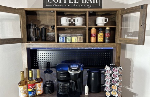 Eureka Casa | PeT FrienDly, Renovated Lake Home W/ Gr8 SWIMminG