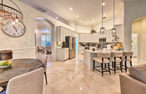 Braden River Casa | Pet-Friendly Resort Home: Private Pool + Spa!