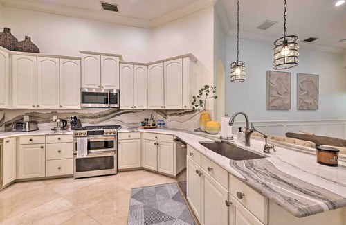 Braden River Casa | Pet-Friendly Resort Home: Private Pool + Spa!