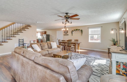 Shenandoah Cabina | Pet-Friendly Shenandoah Cabin w/ Fire Pit & Grill!