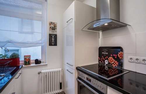 Badenscheuern Apartamento | Sommerhauptstadt Europas" con balcón y Wi-Fi que admite mascotas