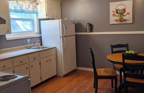 Stellarton Apartamento | Pet Friendly Two Bedroom Apartment in the town of Stellarton.