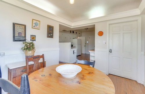 East Stroudsburg Casa | Pet Friendly: Historic East Stroudsburg Manor
