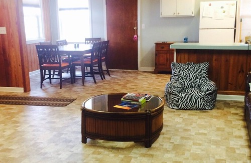 Langston Casa | Admiten mascotas junto con la casa del barco