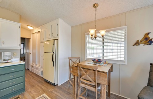 Fortuna Foothills Cabaña | Pet-friendly Vacation Rental in Yuma With Grill!