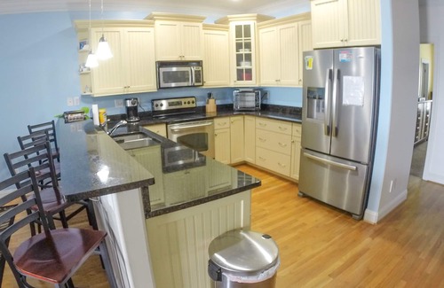 Kure Beach Casa | Se aceptan mascotas con piscina