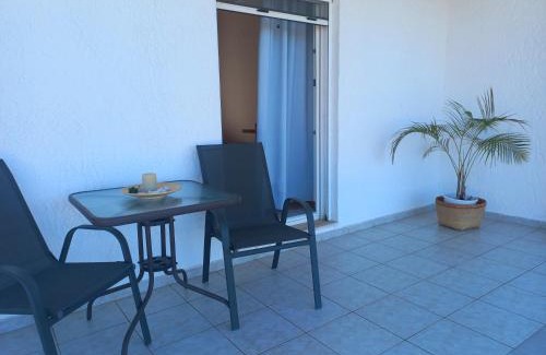 Karlovassi Apartamento | Petalides Studios