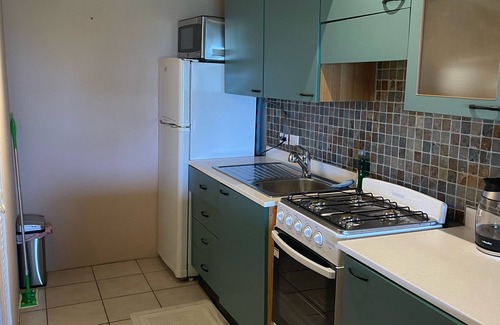 Runaway Bay Apartamento | Petals Lovely Beach Villa