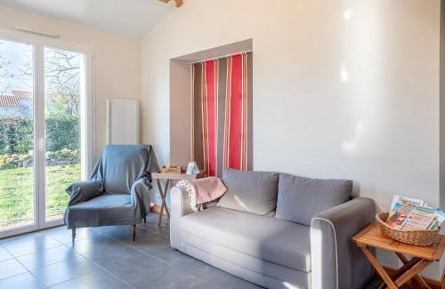 Saint-Georges-de-Pointindoux Casa | Petite maison à la campagne