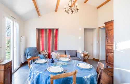 Saint-Georges-de-Pointindoux Casa | Petite maison à la campagne