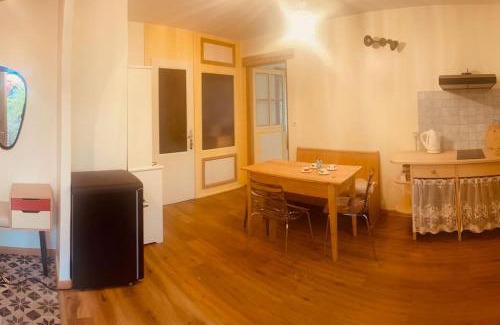 Baulmes Apartamento | Petit appartement au rez