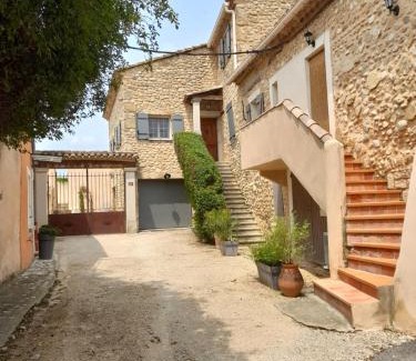 Villedieu Casa | Petit gite au cœur d'un village templier