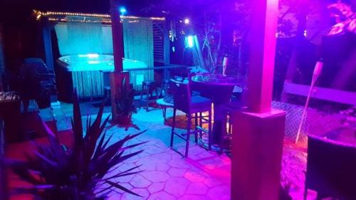 Granby Casa | Petit loft avec jacuzzi et terrase exotique privé