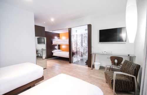 Castellana Hotel | Petit Palace President Castellana