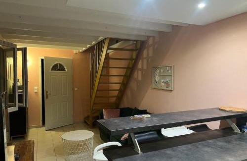 Negrepelisse Casa | Petite maison agréable climatisée