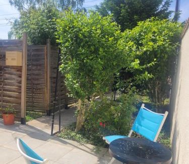 Deuil-la-Barre Apartamento | Petite Maison avec son jardin et accès indépendant à 14 mn de paris