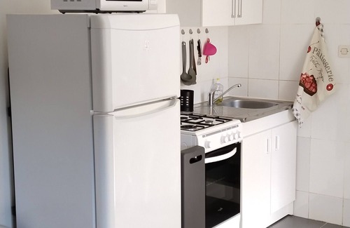 Gargenville Casa | Petite Maison de 25 m Carré au Calme, Paisible. Derrière Cour des Propriétaires