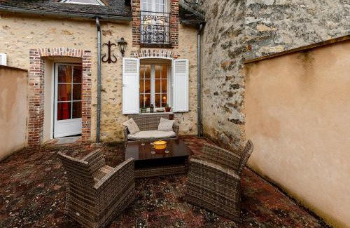 Villemer Casa | Petite maison de charme proche de Fontainebleau