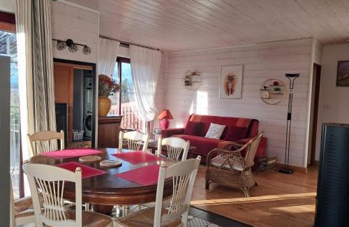 Rogues Casa | PETITE MAISON EN BOIS