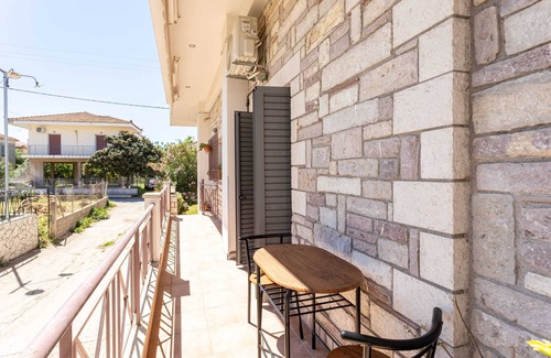 Lepreo Condominio | Petrino Serene Nest - Cozy Escapade