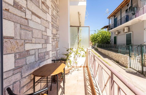 Lepreo Condominio | Petrino Serene Nest - Cozy Escapade