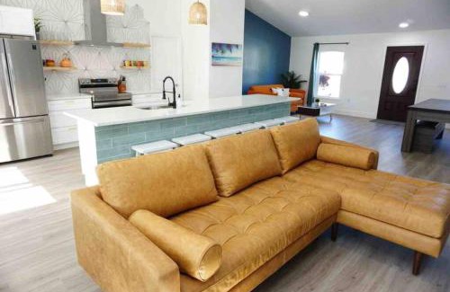Palm Coast Casa | Pets Ok! Boho Bungalow 12mins 2 Beach Wpool Table