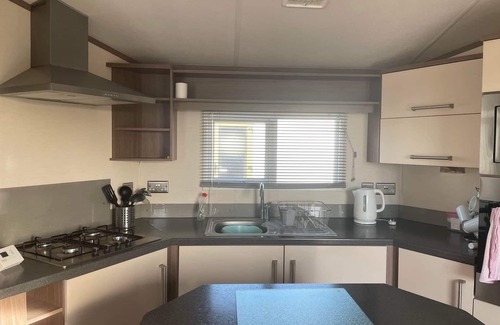 Heacham Casa | Pets Stay Free 8 Berth lux van Heacham Beach