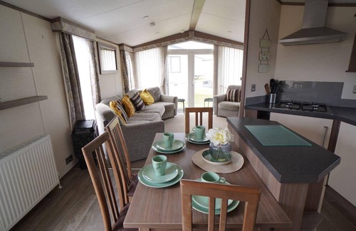 Heacham Casa | Pets Stay Free 8 Berth lux van Heacham Beach