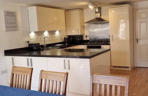 Red Lodge Casa | Pets Welcome - Military TLA Friendly