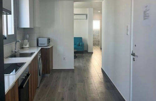 Larnaca Apartamento | Phaedrus Living Coral Suites Ambiance