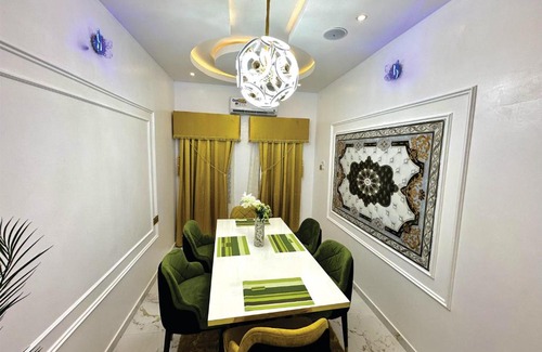Benin City Apartamento | Pharrel Diplomatic Plus 3 Bedroom Suite