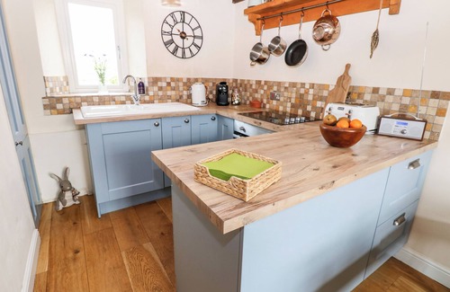 Fremington Casa | PHEASANT COTTAGE, pet friendly, character holiday cottage in Reeth