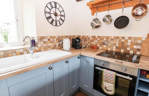 Fremington Casa | PHEASANT COTTAGE, pet friendly, character holiday cottage in Reeth