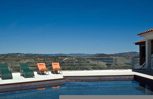 Gouvaes Villa | Phenomenal Pinhao Villa | 3 Bedrooms | Villa Douroco | Beautiful Valley Views | Pool Table