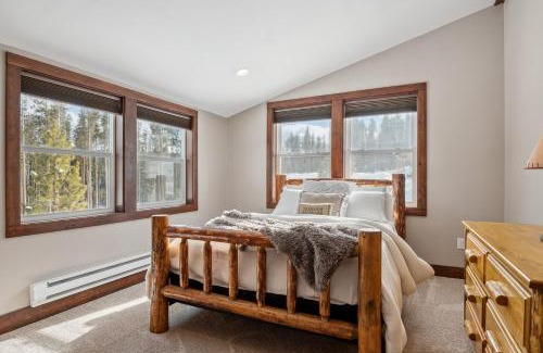 Philipsburg Casa | Philipsburg Family & Couples Cabin Ski Hike Relax