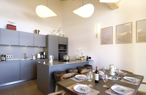 Bergers Apartamento | PHOB41 Schöne Wohnung auf der obersten Etage sehr geräumig und hell, Fuß der Strecke