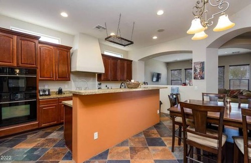 South Mountain Casa | PHOENIX! 5br / 3 baños completos / historia individual! Duerme 10-12!