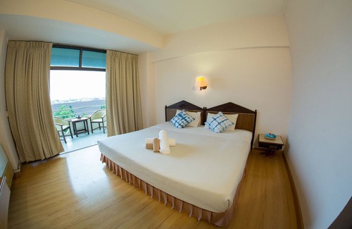 Nai Wiang Hotel | Phrae Nakara Hotel
