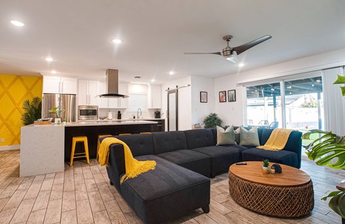 Park Scottsdale One Casa | Piña Bonita – 3BR Tropical Retreat w/ Amazing Pool