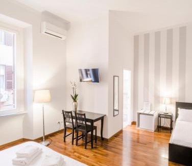 Prati Casa | Piazza Cavour Suite