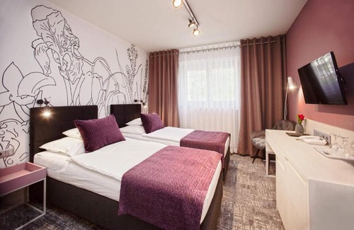 Zalaegerszeg Cama Y Desayuno | Piccolo Panzió Vendéglő Vinoteca