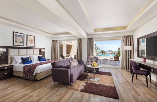 Sheraton Road -Sakkala Complejo | Pickalbatros White Beach Resort - Hurghada